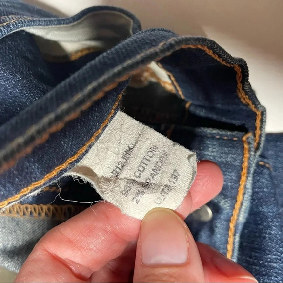 J Brand Raw Hem Dar Wash Cropped Jean Size 29 - Picture 4 of 9